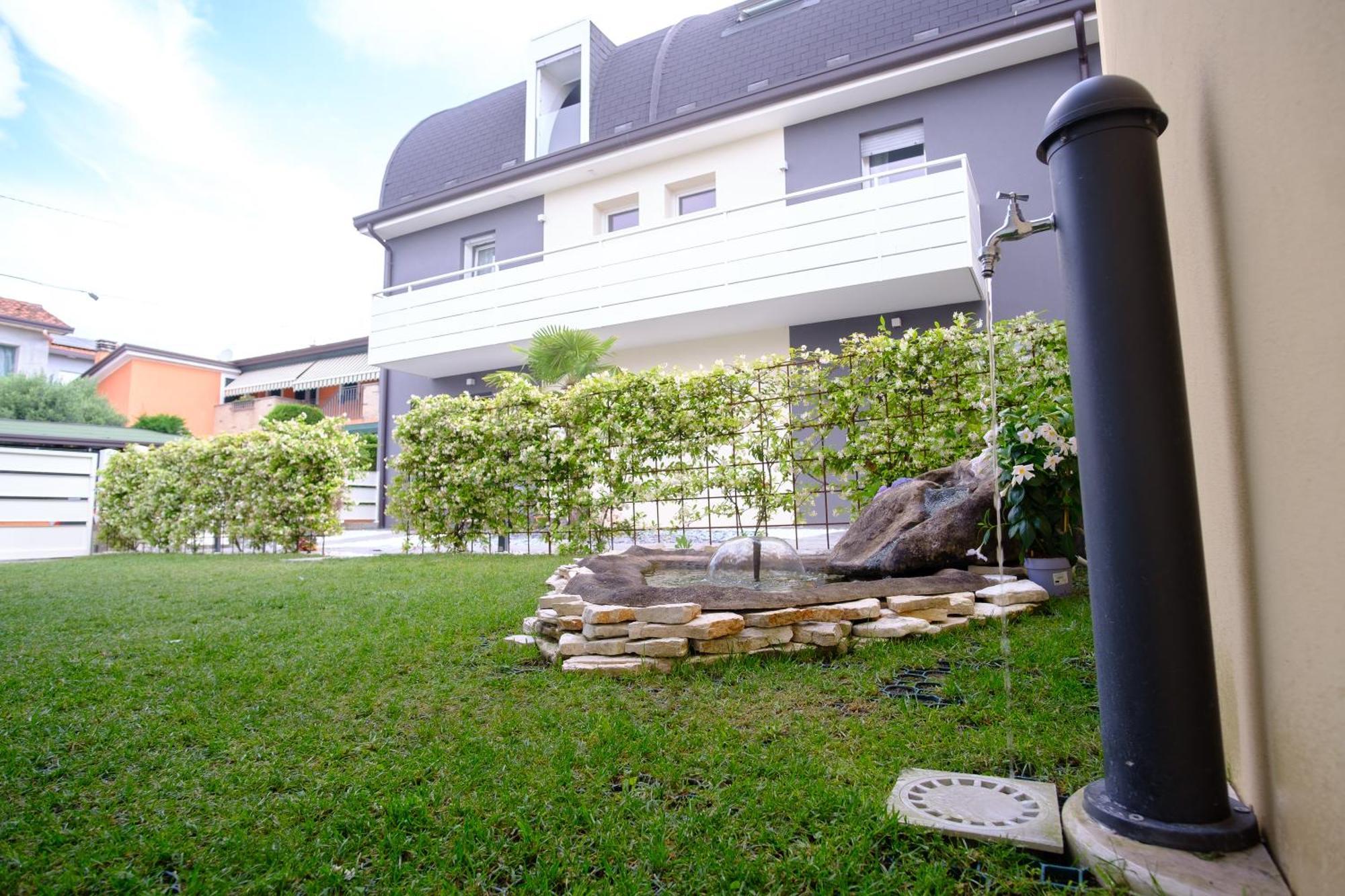 Residence La Torre Appartamento Flower Free Parking Padua Exterior foto